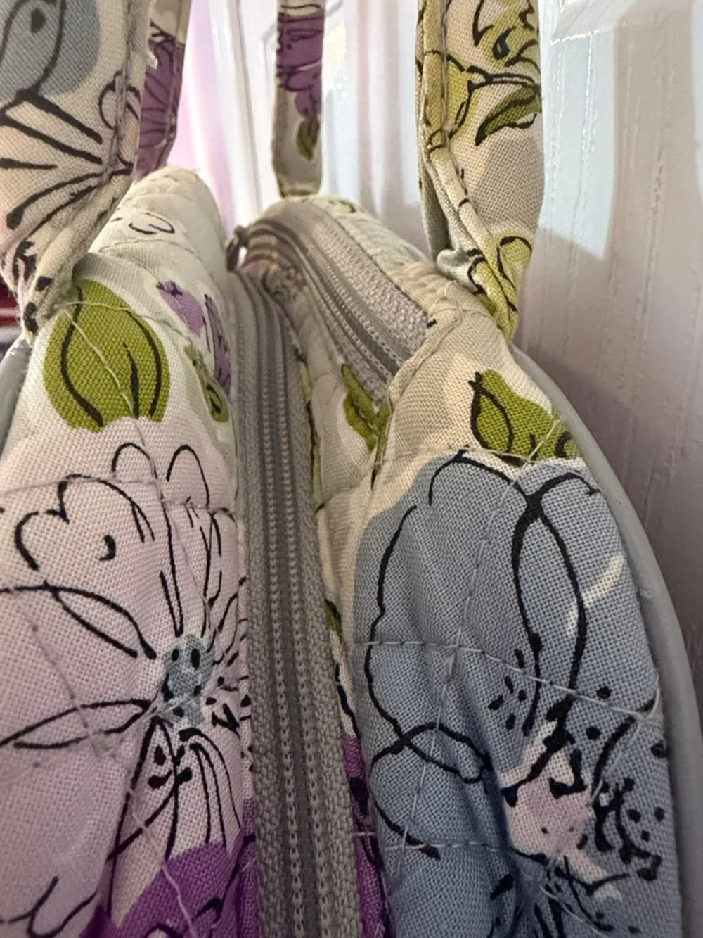 Vera Bradley”Watercolor” Bowler Satchel Bag -Retired Floral Pattern EUC